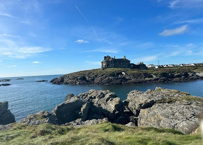 Garreg Fawr Trearddur Bay - Ty Melyn