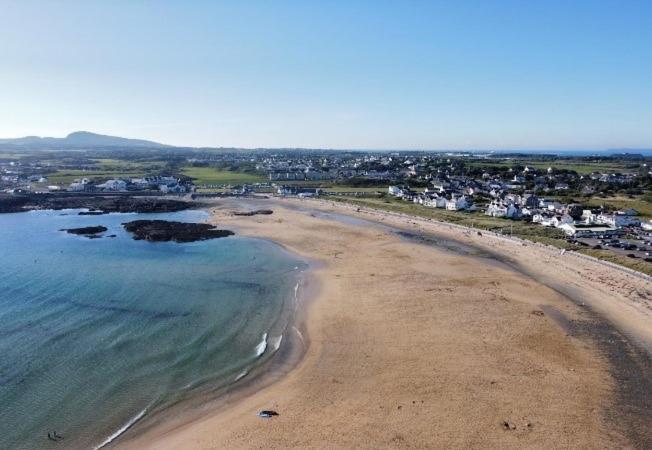 Garreg Fawr Bay - Ty Melyn